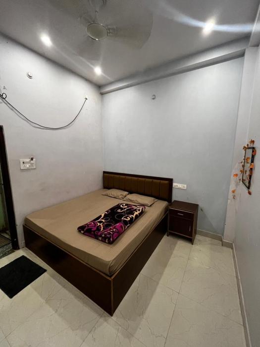 kanha p guest house