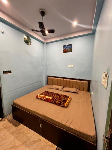kanha p guest house