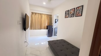 lushvistas serviced apartment