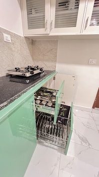 lushvistas serviced apartment