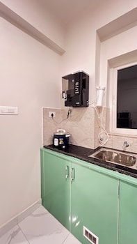 lushvistas serviced apartment