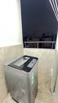 lushvistas serviced apartment