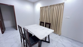 lushvistas serviced apartment