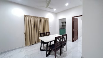 lushvistas serviced apartment