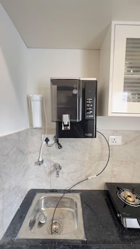 lushvistas serviced apartment