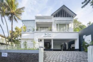 The Elms, Boutique Home Stay,,5 star