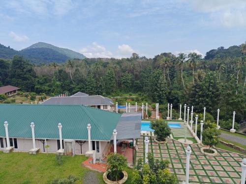 appleland city athirapilly