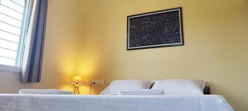 Surya Villa,,4 star
