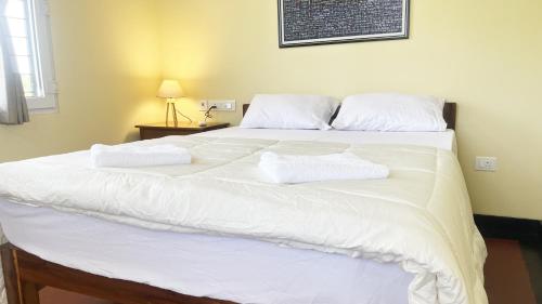 Surya Villa,,4 star