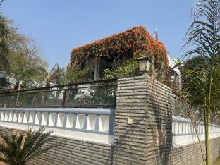 the palace inn a boutique villa
