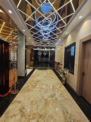 hotel ram lakhan paradise