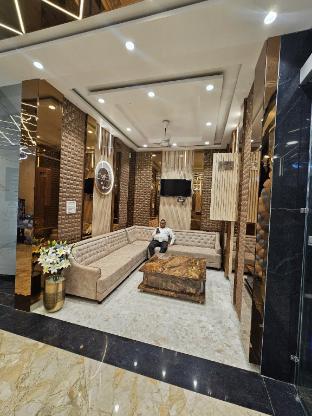 hotel ram lakhan paradise