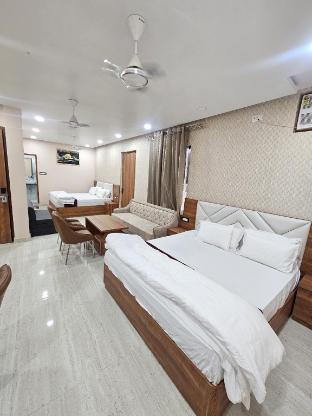 hotel ram lakhan paradise