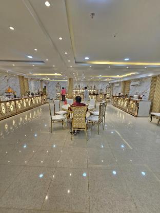 hotel ram lakhan paradise