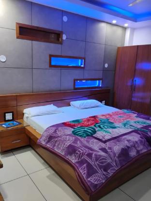hotel dhan luxmi