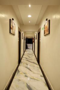 Hotel Sai, Naranpura,Bharat Colony, Sardar Patel Colony, Nayak Nagar, Navjivan,5 star