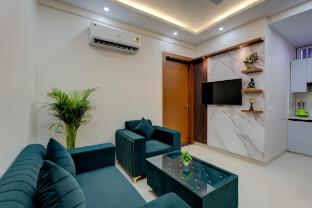 The Lodgers 1 Bhk Service Apartments Sector 52,,4 star