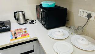 the lodgers 1 bhk service apartments sector 52