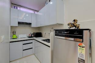 The Lodgers 1 Bhk Service Apartments Sector 52,,4 star
