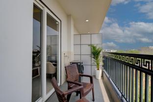the lodgers 1 bhk service apartments sector 52