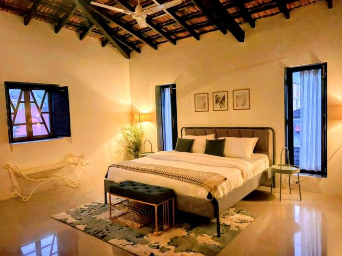 canto hostel and stays