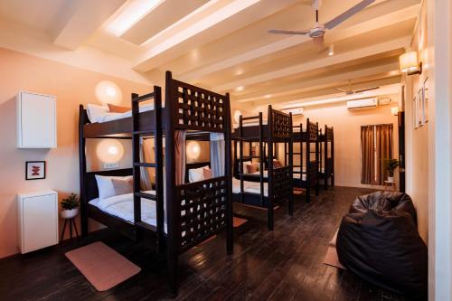 canto hostel and stays