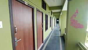 Sun Residency Tvm,,2 star
