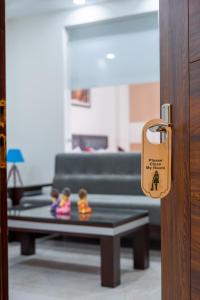 the lodgers one bhk apartment nxt to phase 1 metro