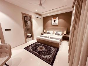 the lodgers 2 bhk apartment near artemis hospital
