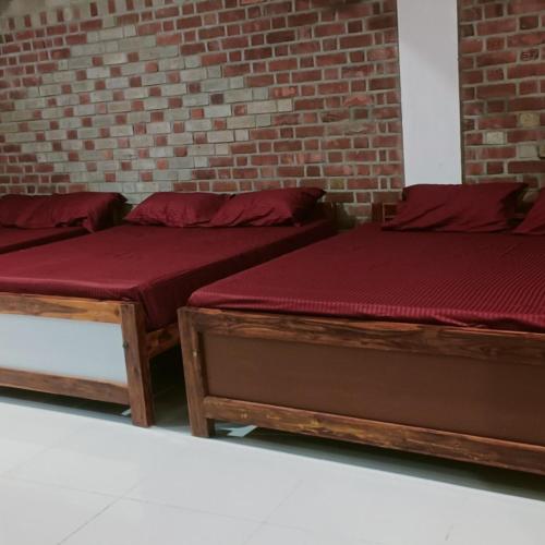 five falls ramana villa