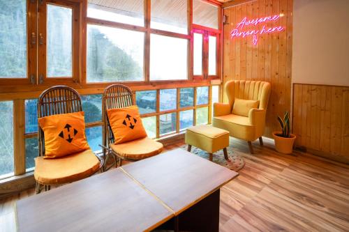 hide in kasol