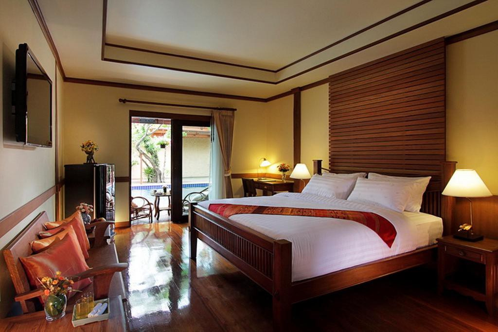 baan u sabai boutique house