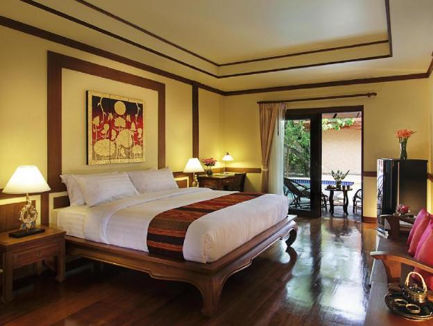 baan u sabai boutique house