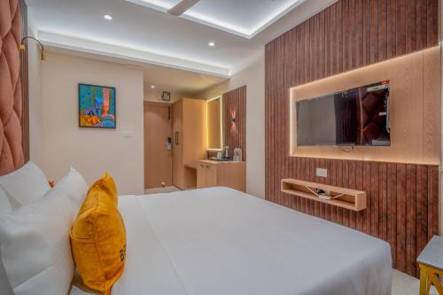 hotel star square