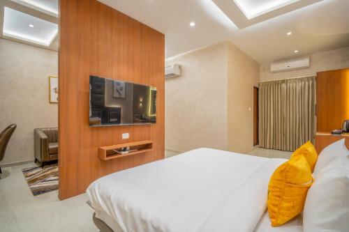 hotel star square
