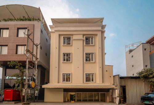 hotel star square