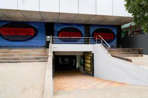hotel o 5 five star boduppal road