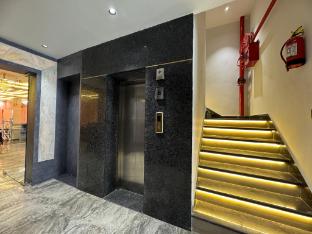 c2 hotel