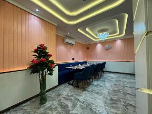 c2 hotel