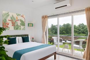 hotel morjim muse seaview
