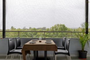 hotel morjim muse seaview