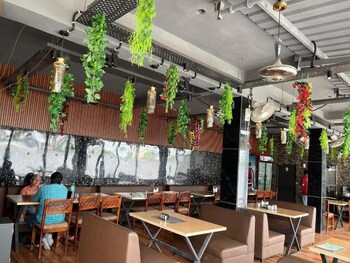 Aanandam Hotel,,3 star