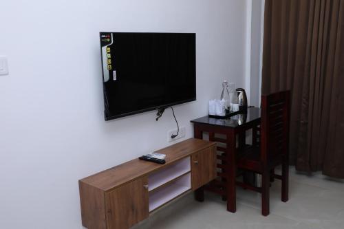aura airport hotel