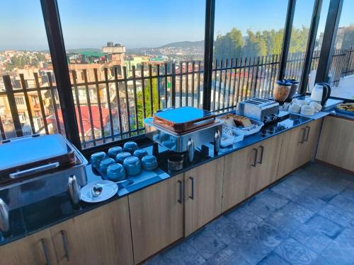 Kynjing Suites,,3 star