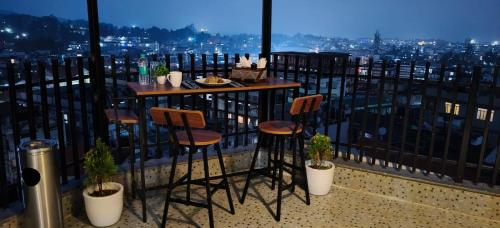 kynjing suites