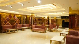 The Aura Hotel & Banquet,,4 star