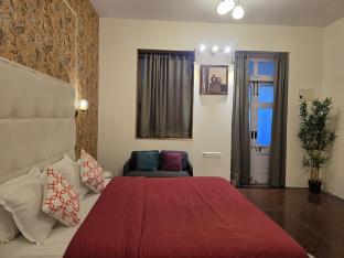 service apartment in malabar hill by florastays