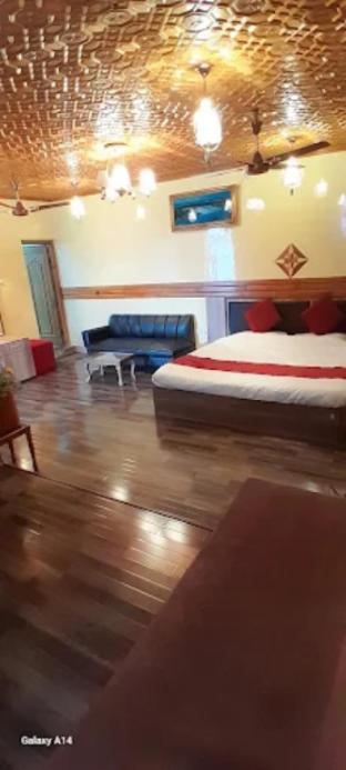 Ainoor Cottage Srinagar, 10 Km From Dal Lake,,3 star