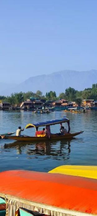 Ainoor Cottage Srinagar, 10 Km From Dal Lake,,3 star