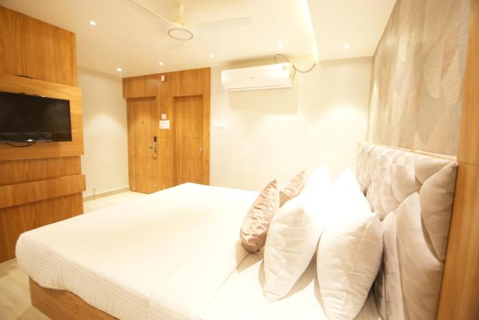 hotel teesta stay kolkata